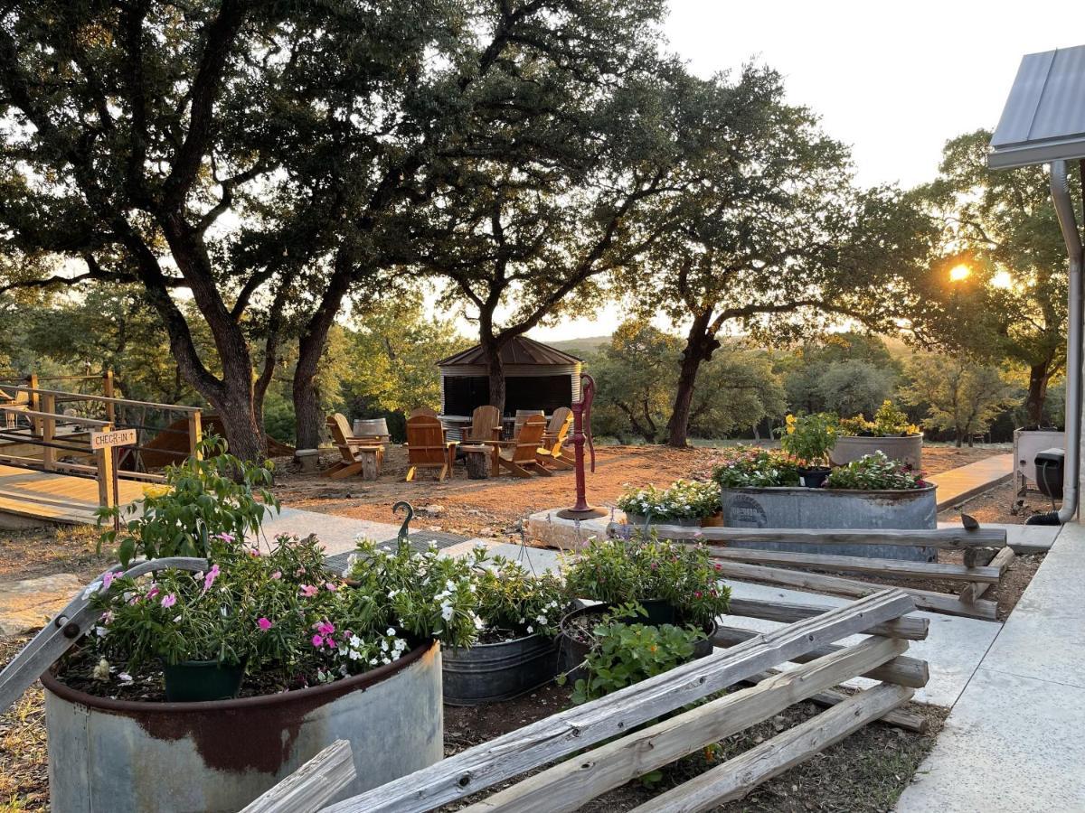 Inn At Sunset Mill Ranch Wimberley Exterior photo